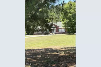 1202 E Cumberland Street, Dunn, NC 28334 - Photo 3