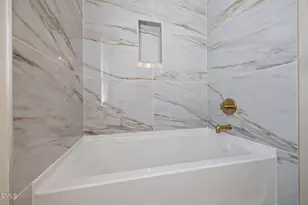 105 E Murray Ave, Durham, NC 27704 - Photo 9