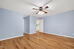 2120 Longwood Dr, Raleigh, NC 27612 - Photo 19