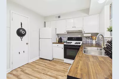 108 Ephesus Church Road #414, Chapel Hill, NC 27517 - Photo 11