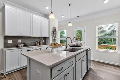 704 Orchard Vista Circle, Raleigh, NC 27606 - Photo 5