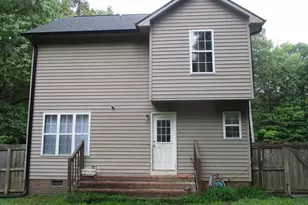 307 S Fairview St, Liberty, NC 27298 - Photo 3