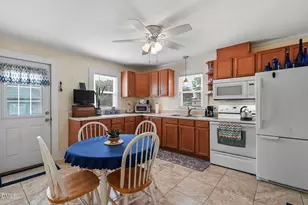 116 W Academy St, Wendell, NC 27591 - Photo 9