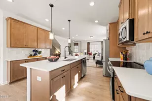 700 Orch Vis Cir, Raleigh, NC 27606 - Photo 3