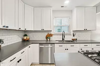 1016 Mills Street, Raleigh, NC 27608 - Photo 11