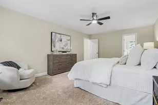 202 Park Valley Ln, Cary, NC 27519 - Photo 17