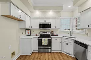 202 Park Valley Ln, Cary, NC 27519 - Photo 15