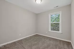 615 S Moore St, Clayton, NC 27520 - Photo 21
