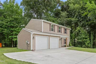 406 Carrie Court, Burlington, NC 27215 - Photo 3