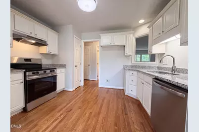 819 Sunrise Drive, Garner, NC 27529 - Photo 7