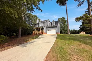 819 Sunrise Dr, Garner, NC 27529 - Photo 3