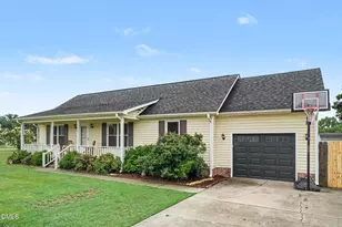 150 Pate Cir, Goldsboro, NC 27530 - Photo 3