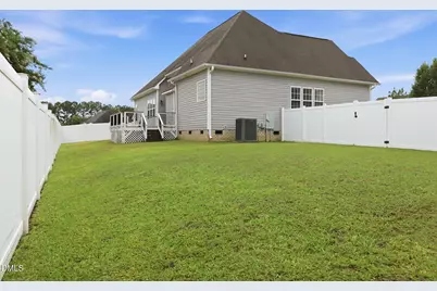 166 Creekwood Circle, Smithfield, NC 27577 - Photo 35