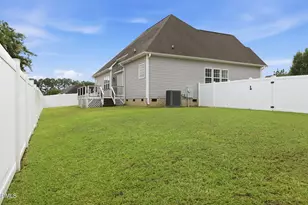 166 Creekwood Cir, Smithfield, NC 27577 - Photo 35
