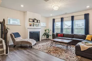 213 Sage Oak Ln, Holly Springs, NC 27540 - Photo 3