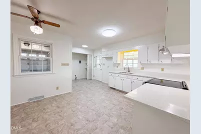 800 Lucas Street, Erwin, NC 28339 - Photo 5