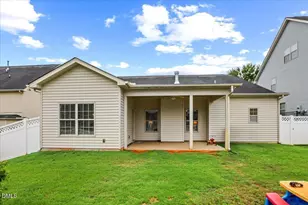 324 Lynshire Ave, Clayton, NC 27527 - Photo 7