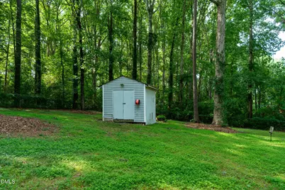 1011 Homestead Place, Zebulon, NC 27597 - Photo 21