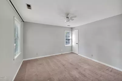 1011 Homestead Place, Zebulon, NC 27597 - Photo 17