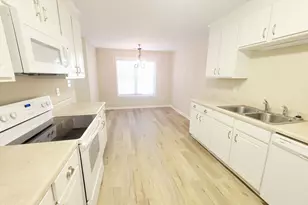 411 Whitehall Ct, Clayton, NC 27520 - Photo 11