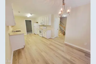 411 Whitehall Court, Clayton, NC 27520 - Photo 7