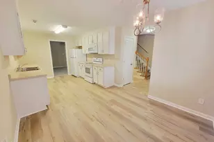 411 Whitehall Ct, Clayton, NC 27520 - Photo 7
