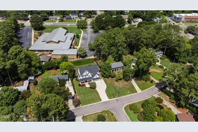 5021 Sandlewood Drive, Raleigh, NC 27609 - Photo 81