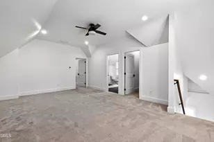 5021 Sandlewood Dr, Raleigh, NC 27609 - Photo 51