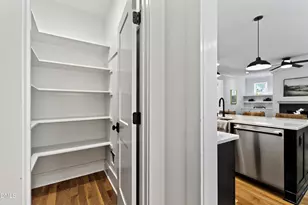 5021 Sandlewood Dr, Raleigh, NC 27609 - Photo 27
