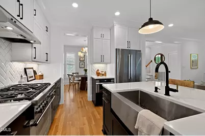 5021 Sandlewood Drive, Raleigh, NC 27609 - Photo 13