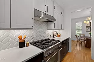 5021 Sandlewood Dr, Raleigh, NC 27609 - Photo 19