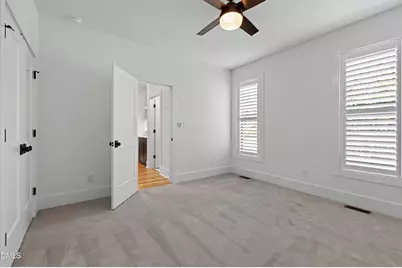 5021 Sandlewood Drive, Raleigh, NC 27609 - Photo 33