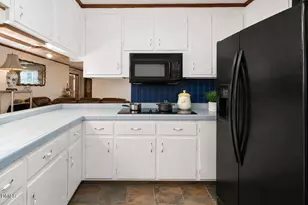615 S Claiborne St, Goldsboro, NC 27530 - Photo 13