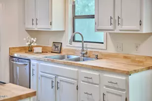 1114 Saxony Dr, Durham, NC 27707 - Photo 17