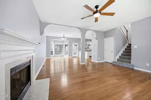 3805 Hollycrest Ct, Raleigh, NC 27612 - Photo 9