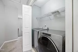 3805 Hollycrest Ct, Raleigh, NC 27612 - Photo 31