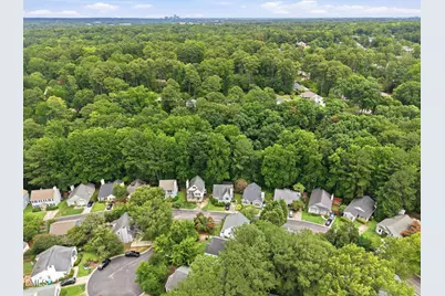 3805 Hollycrest Court, Raleigh, NC 27612 - Photo 35