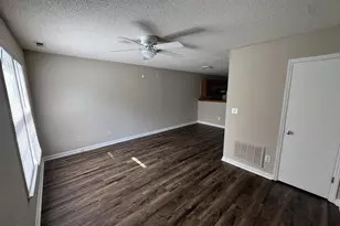 2910 Faversham Pl, Raleigh, NC 27604 - Photo 3