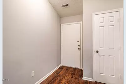 1320 Park Glen Drive #304, Raleigh, NC 27610 - Photo 3