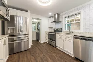 1321 Carolina St E, Wilson, NC 27893 - Photo 5
