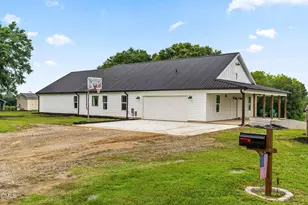 202 Grays Ln, Angier, NC 27501 - Photo 37