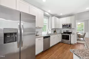 102 Mintawood Ct, Cary, NC 27519 - Photo 17
