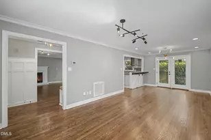 1000 Black Oak Ct, Apex, NC 27502 - Photo 7