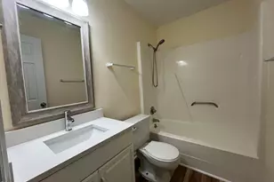 4705 Fargo Ct, Raleigh, NC 27612 - Photo 5