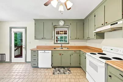 3805 Manor Drive, Clayton, NC 27520 - Photo 15