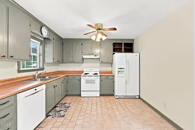3805 Manor Drive, Clayton, NC 27520 - Photo 19