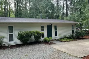 4 Winterberry Way, Chapel Hill, NC 27516 - Photo 3