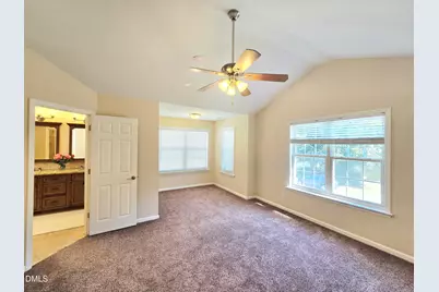 5525 Keowee Way, Raleigh, NC 27616 - Photo 7