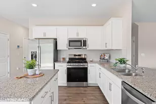 420 Red Cedar Wy, Fuquay Varina, NC 27526 - Photo 5