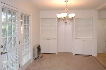 706 Smedes Place, Raleigh, NC 27605 - Photo 5
